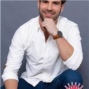 Profesor de matemáticas, física y música. Matemáticas y física hasta nivel bachillerato y música hasta nivel intermedio